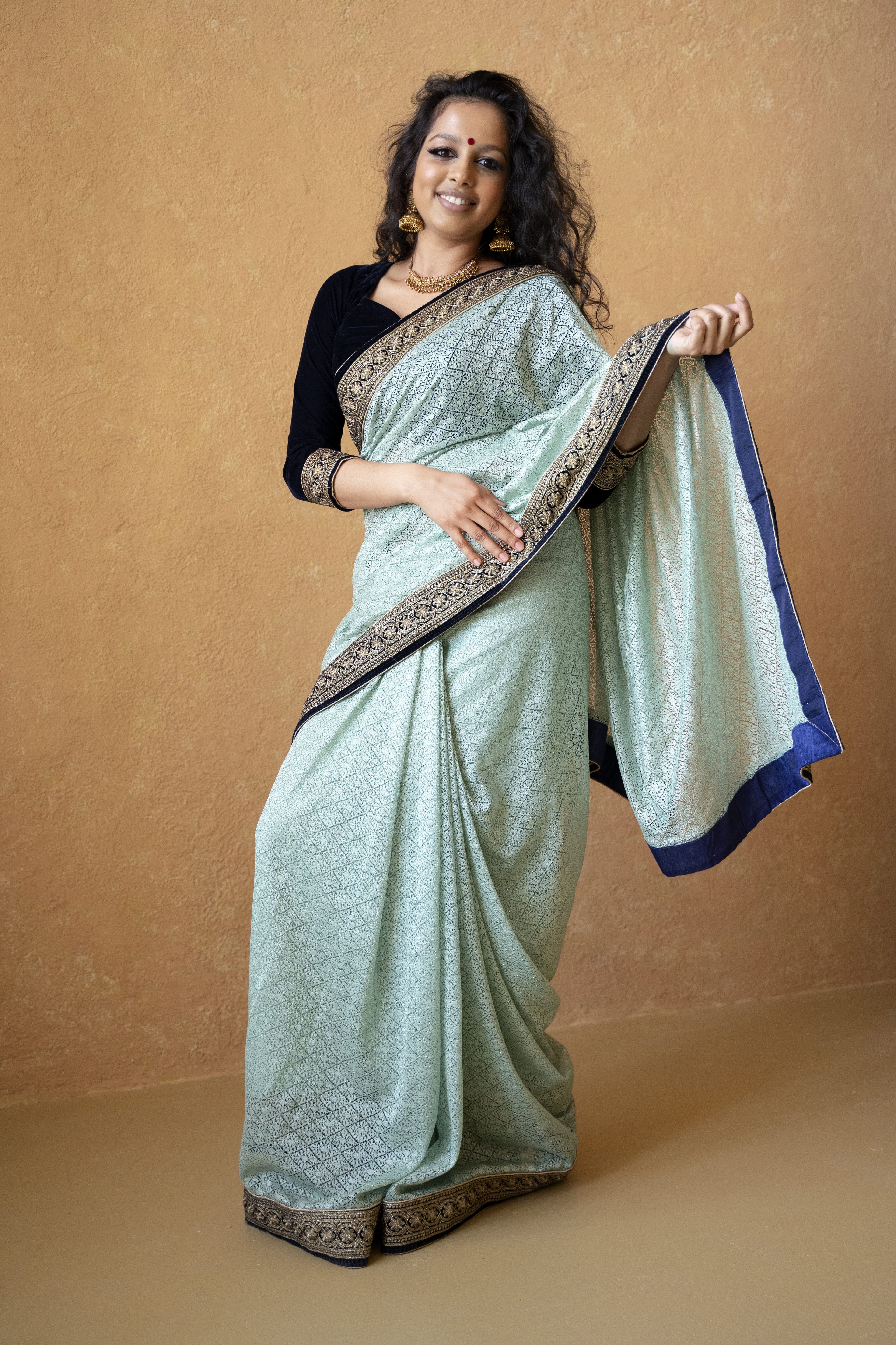 Handloom Cotton Saree - Image 2